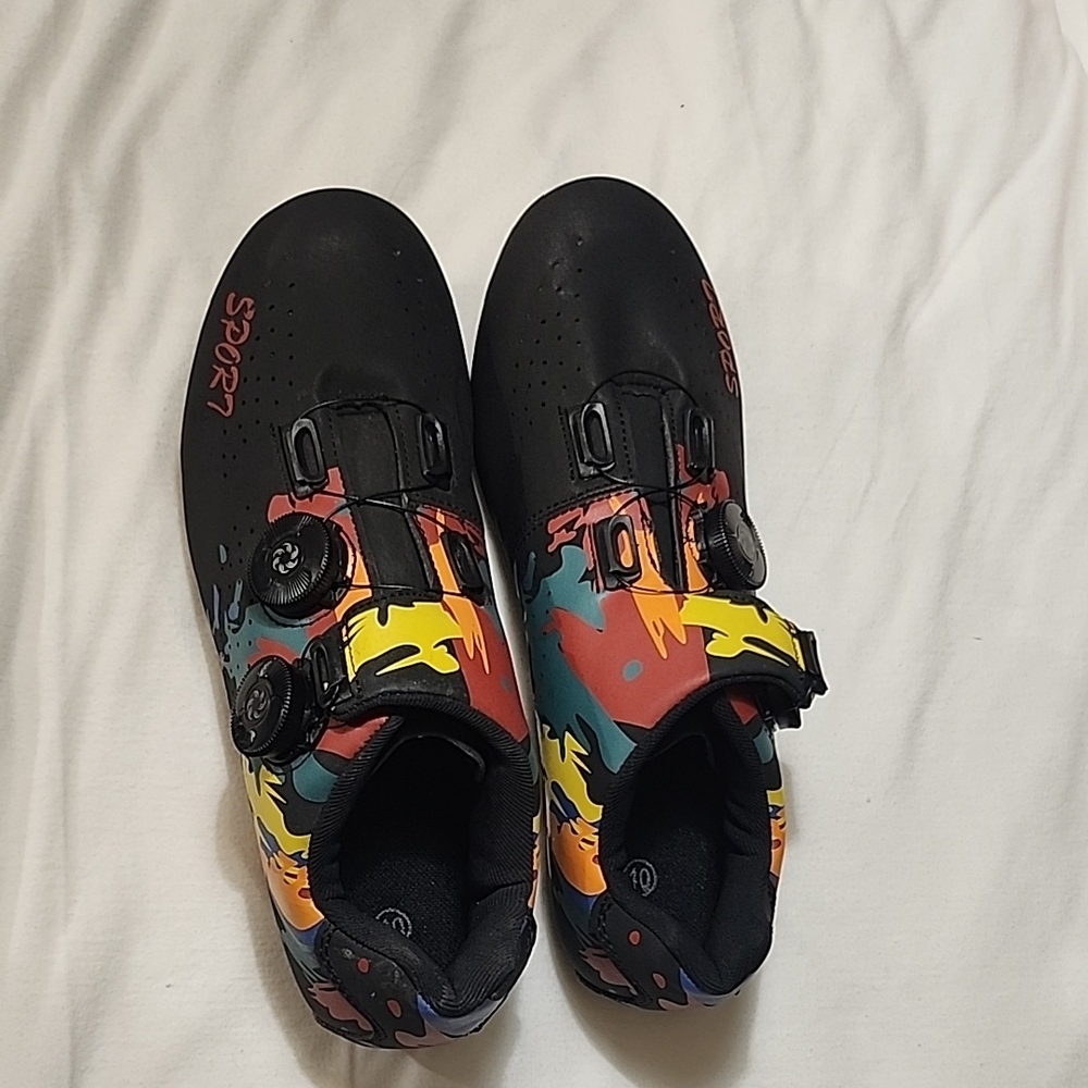 Sporto Black and Red Sneakers with Abstract Pattern